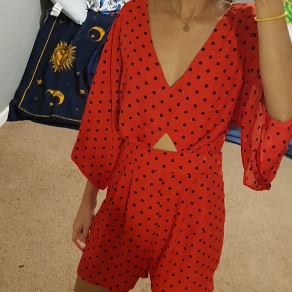 Polkadot romper - Picture 3 of 3